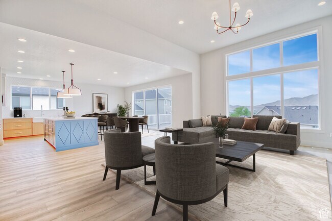 Photo - 1338 S 450 E