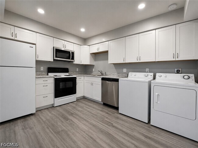 Photo - 3509 SE 15th Pl Unit 3