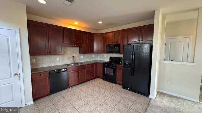 Photo - 110 Gate Stone Ln