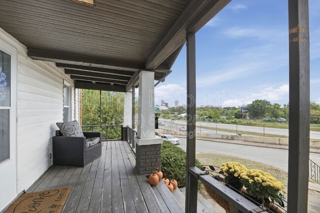 Photo - 1415 W Reconciliation Way