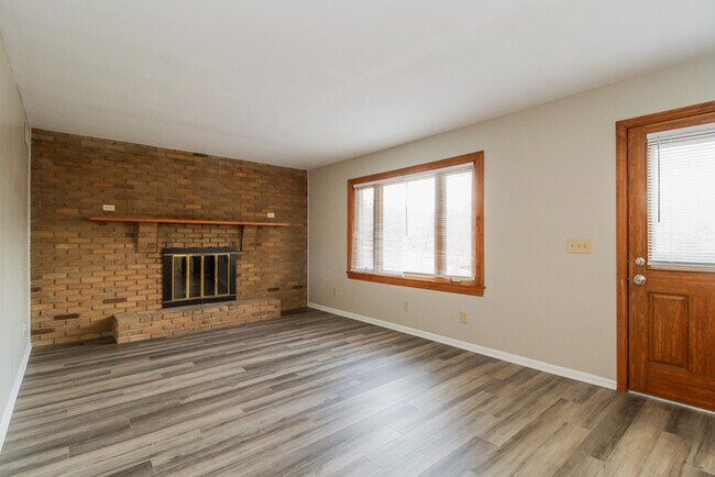 Photo - 2480 Sylmar Ct