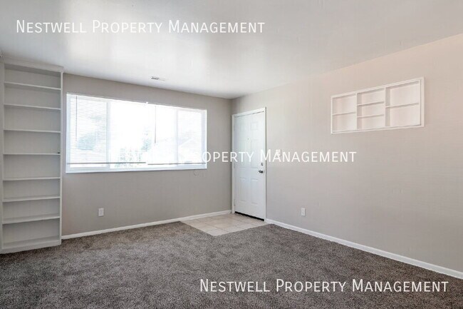 Photo - 110 W Angelo Ave