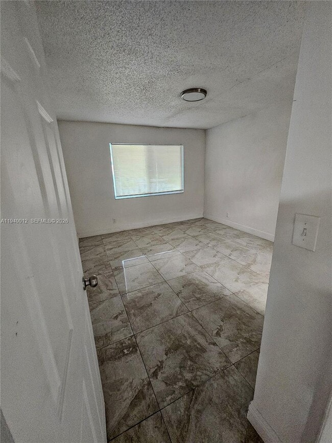 Photo - 5615 NW 27th Ct Unit 5615