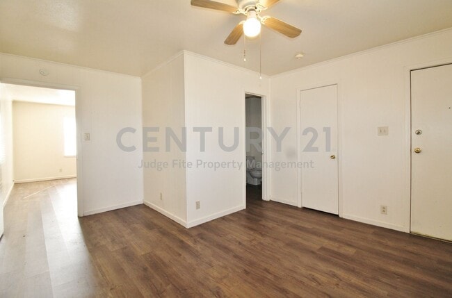 Photo - Cozy 1/1 Fourplex Unit On A Corner Lot In Weatherford For Rent!