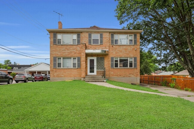 Building Photo - 3873 E Galbraith Rd Unit 4