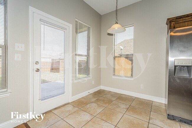 Photo - 1215 Jessie Ln