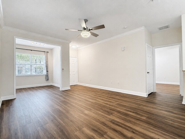 Photo - Upgraded 2Bedrooms/2Baths condo in a vibrant lifestyle Winter Garden community! Unit #101