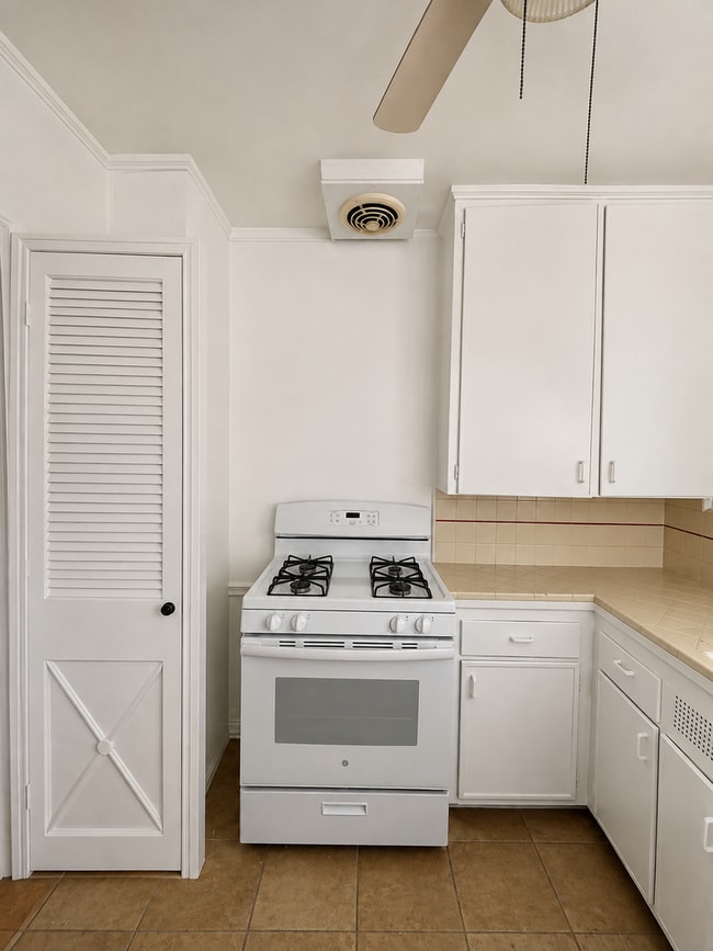 Photo - 10370 Ashton Ave Unit 10370 Ashton