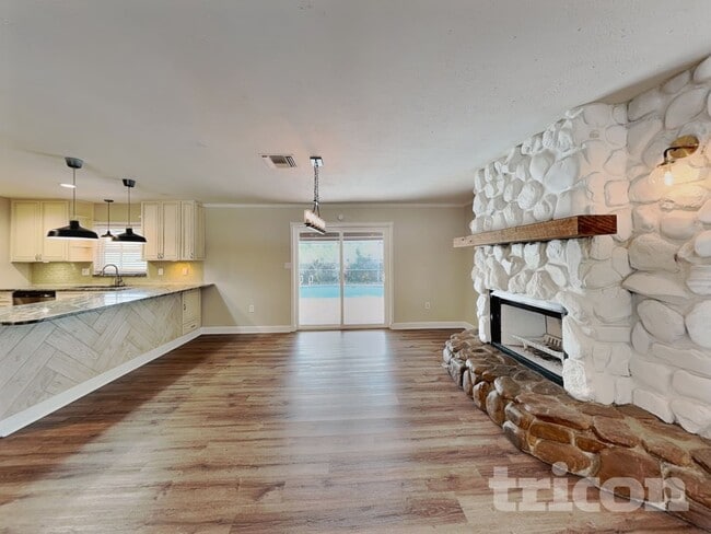 Photo - 123 Whitaker Rd