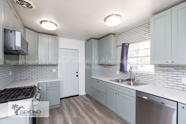 Photo - 5207 Irwin Ave