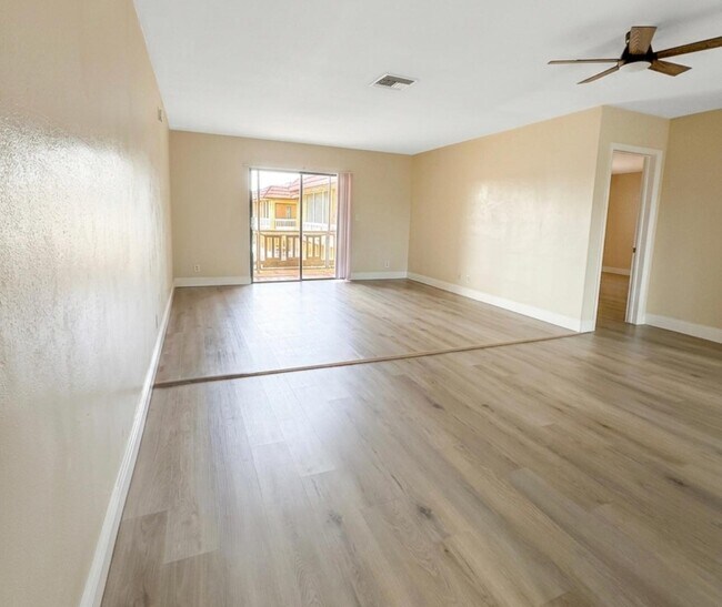 Photo - 5861 NW 16th Pl Unit 303
