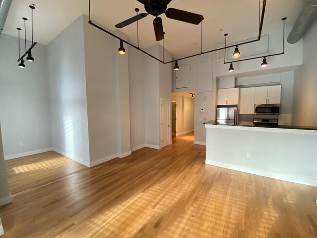 Photo - 338 Grove St