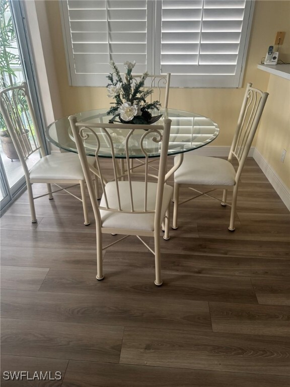 Building Photo - 3401 Tralee Ct Unit 202