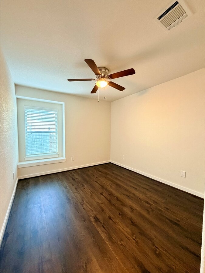 Photo - 6807 Bardsdale Ct