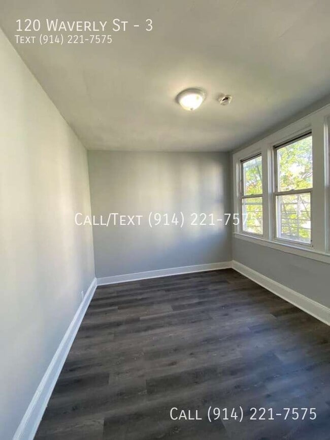 Building Photo - 120 Waverly St Unit 3