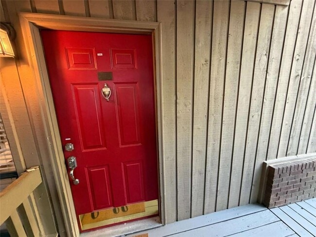 Photo - 1702 Pine Tree Dr