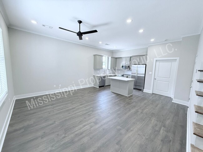 1401 Pleasant Dr