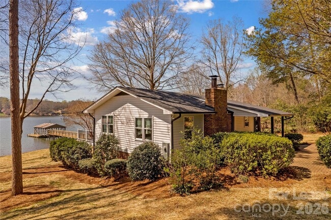 Photo - 118 Revere Dr