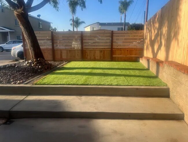 Photo - 6 bed house on Tipton Available!