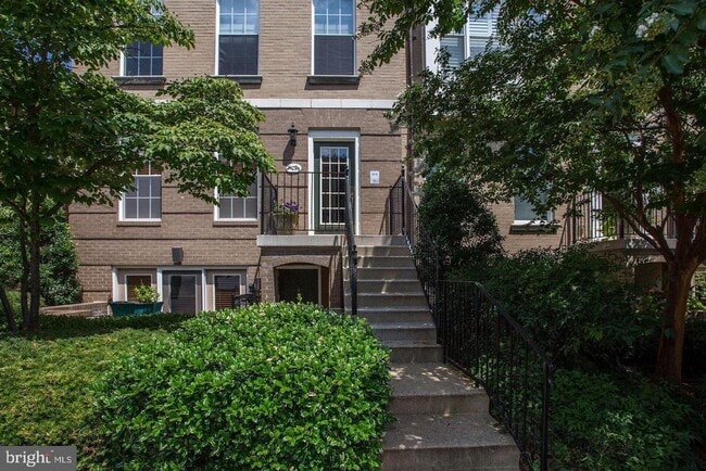 Photo - 2409 20th St NW Unit 1091