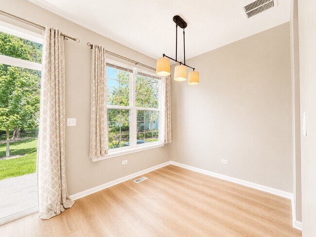 Photo - 2912 White Thorn Cir