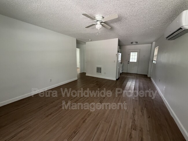 Photo - 1801 S Mellonville Ave