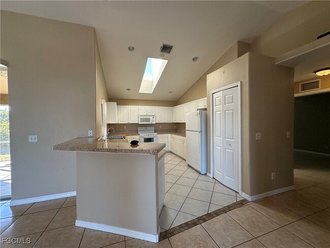 Photo - 3015 40th St SW