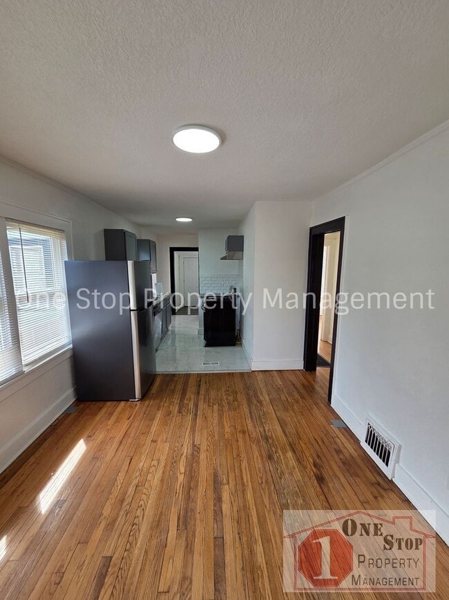 Photo - Beautiful 4 Bedroom 2 Bathroom in Kansas City!