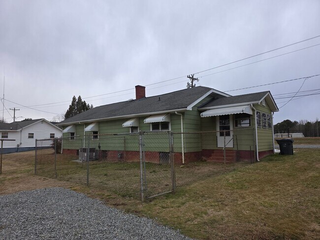 Photo - 114 Black Snake Road