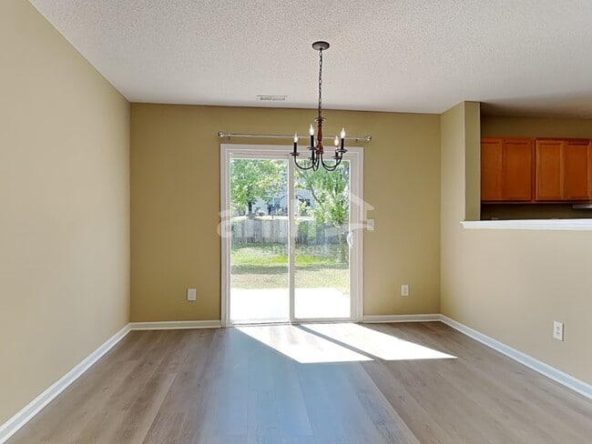 Photo - 4609 Twin Spires Dr