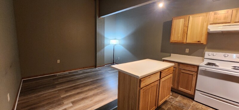 Photo - 112 S Douglas St Unidad 14