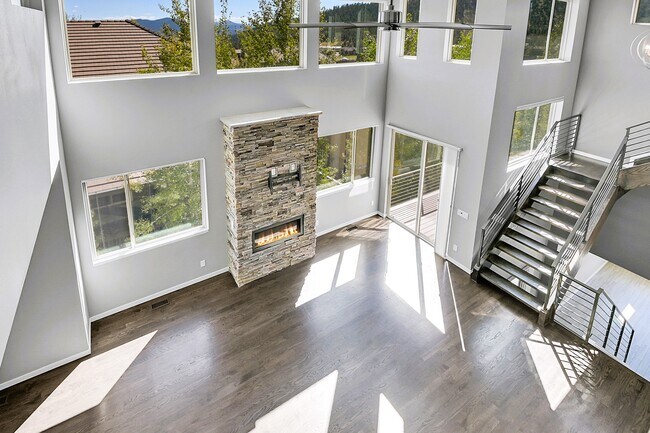 Photo - 28424 Tepees Way