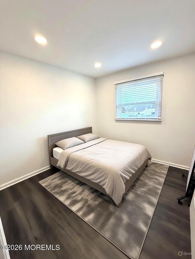 Photo - 2133 Bridge Ave