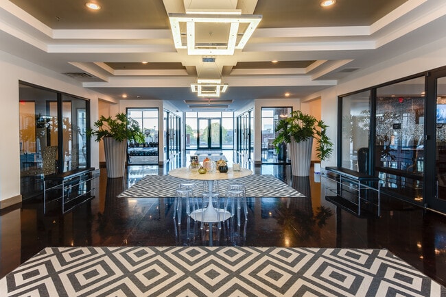 Photo - 2700 Capitol Park