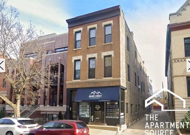 Photo - 2315 N Southport Ave Unit 3