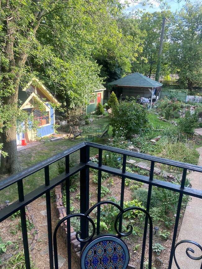 Photo - 2316 N Lister Ave Unit 2