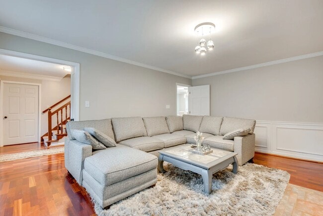 Photo - 2093 Breconridge Dr S W