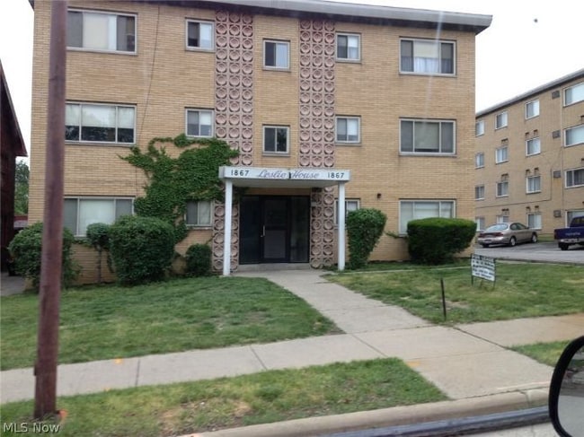 Building Photo - 1867 N Taylor Rd Unit 101