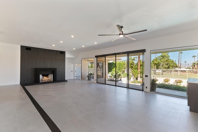 Photo - 73880 Grapevine St