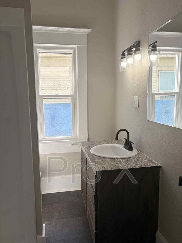 Photo - 1712 S Connor Ave