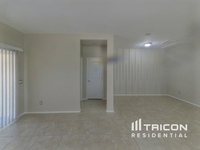 Photo - 17943 N Pietra Rd