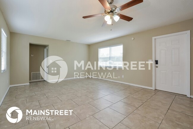 Photo - 878 Crawford St