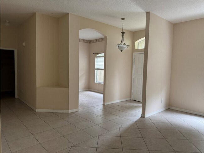 Photo - 707 46th Square