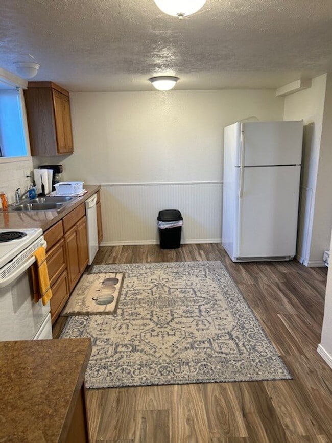 Photo - Whitman Duplex Unidad WDB