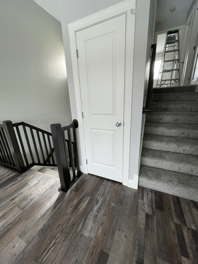 Photo - 18448 English Ave