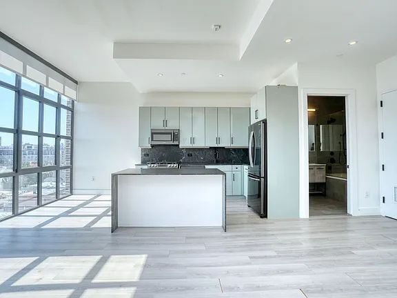 Photo - "Cozy 1-Bedroom Retreat in the Heart of Astoria – Your Perfect Urban Sanctuary!"