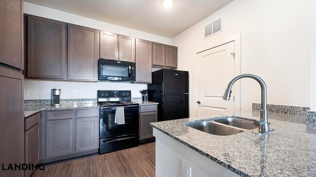 2115 Windsor Blvd Unit 2301