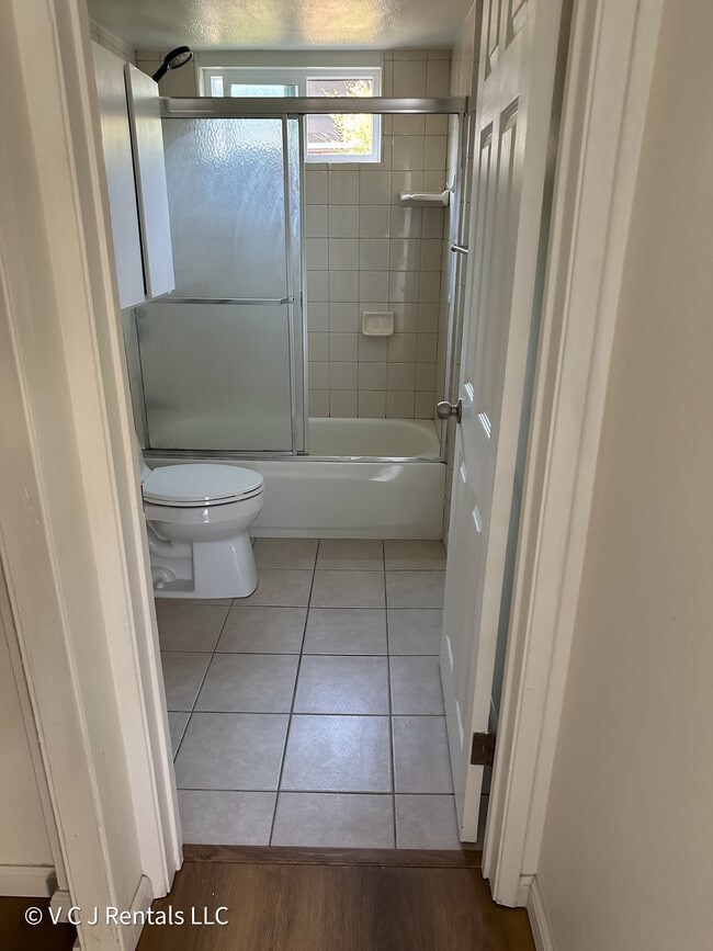 Bathroom Entry - 1890 Almond Avenue Unit Apt. C