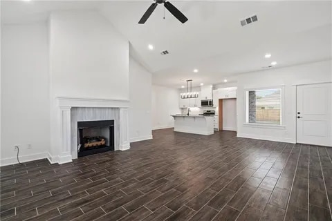 Photo - 158 N Banner Ave