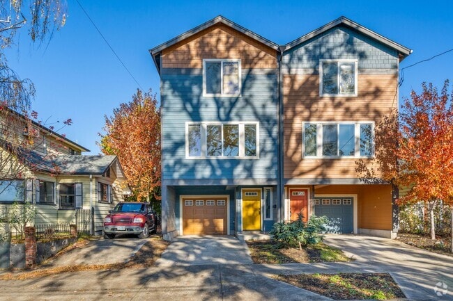 Building Photo - STILL AVAILABLE! Special: Only $500 Securi... Rental